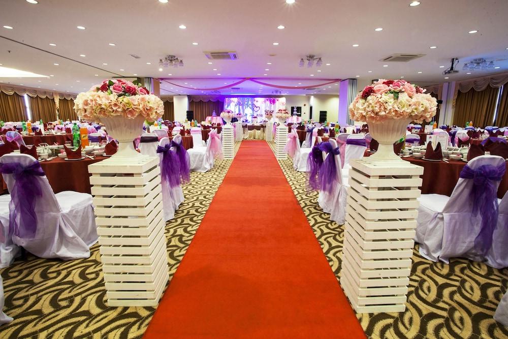 Hotel Tanjong Vista Kuala Terengganu Bagian luar foto